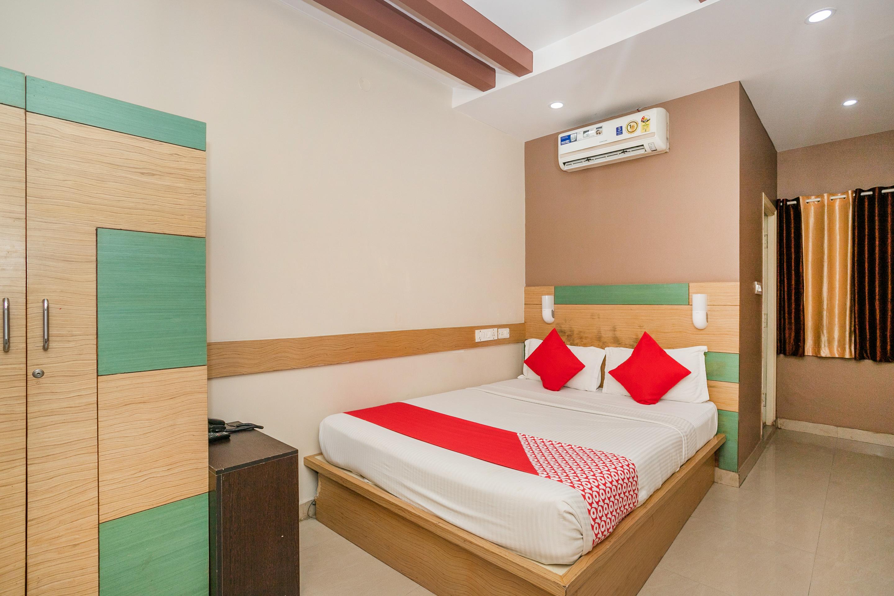 Oyo 436 Emirates Suites Bengaluru Zewnętrze zdjęcie