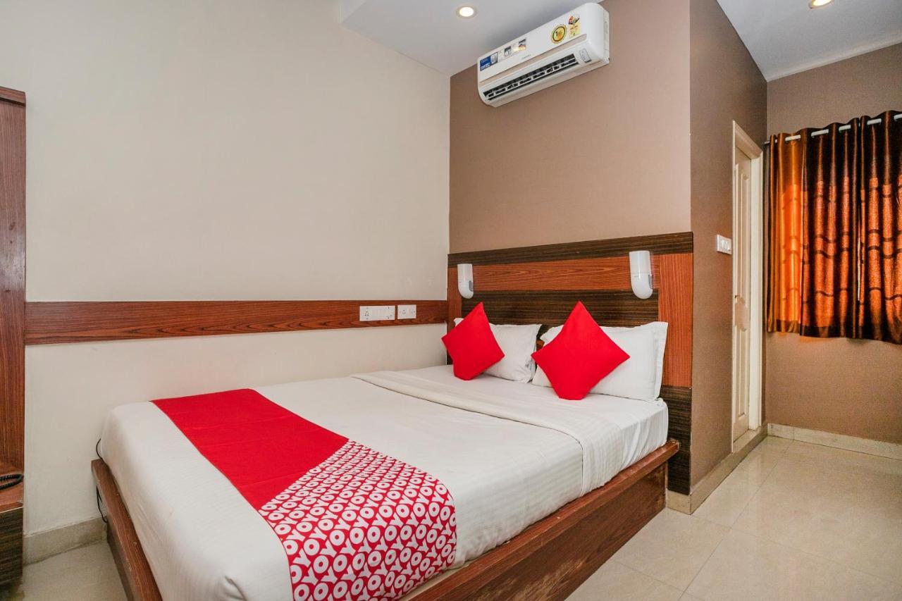 Oyo 436 Emirates Suites Bengaluru Zewnętrze zdjęcie